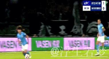 布彭扎头球轻蹭 童磊右路助攻破门 布彭扎头球轻蹭 童磊右路助攻破门